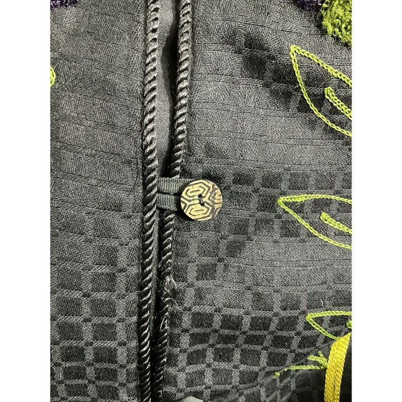 Womens Wearable Art Jacket Size Medium Black Floral Embroidered Boho Colorful - Picture 3 of 8